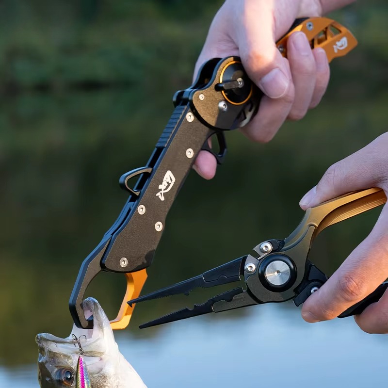 Fishing Line Cutter - อลูมิเนียมพับได้ตกปลาคีม Grip ชุดเครื่องมือตกปลา Tackle Hook Recover